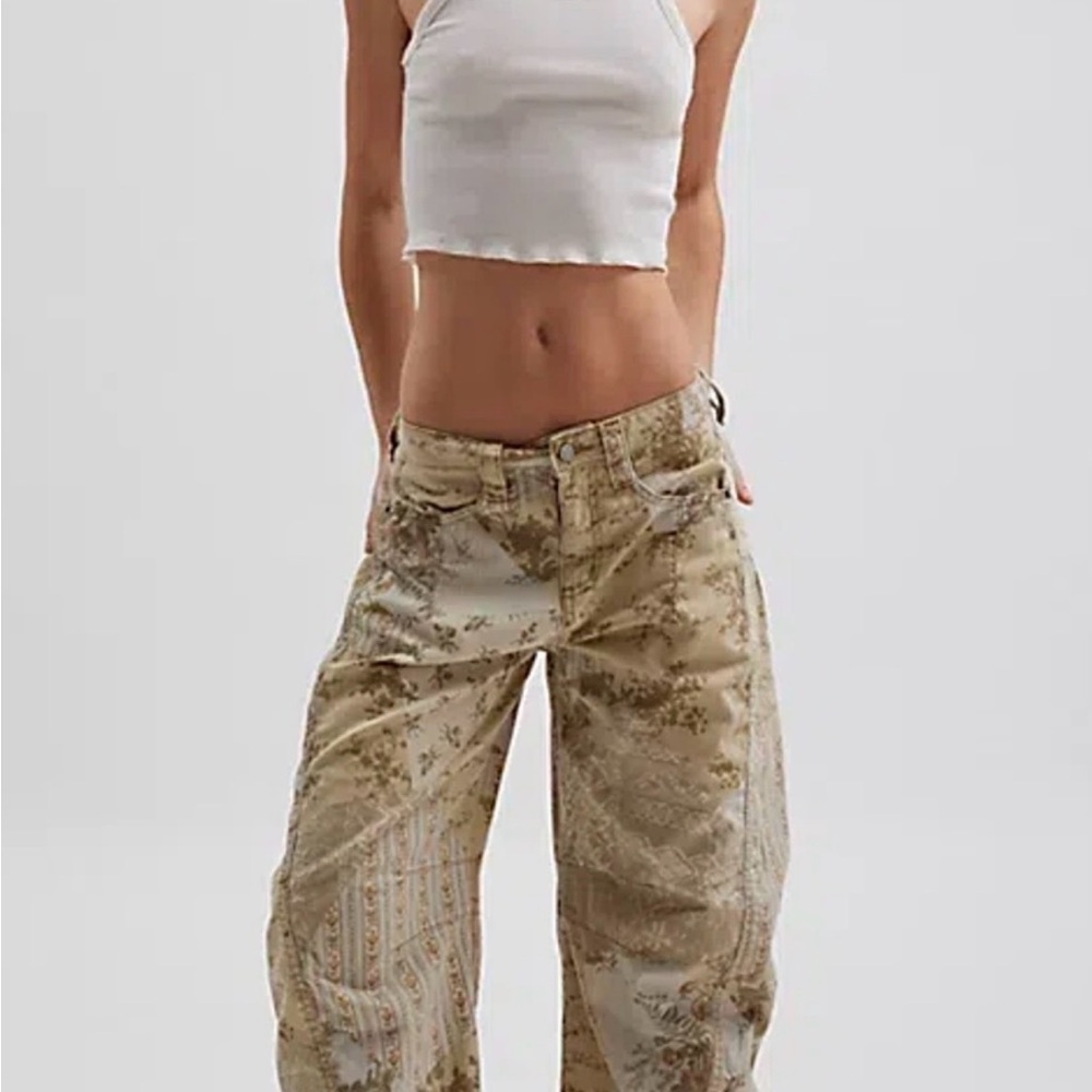 BDG Elise low rise barrel leg pants sz US4/UK8 in multi floral